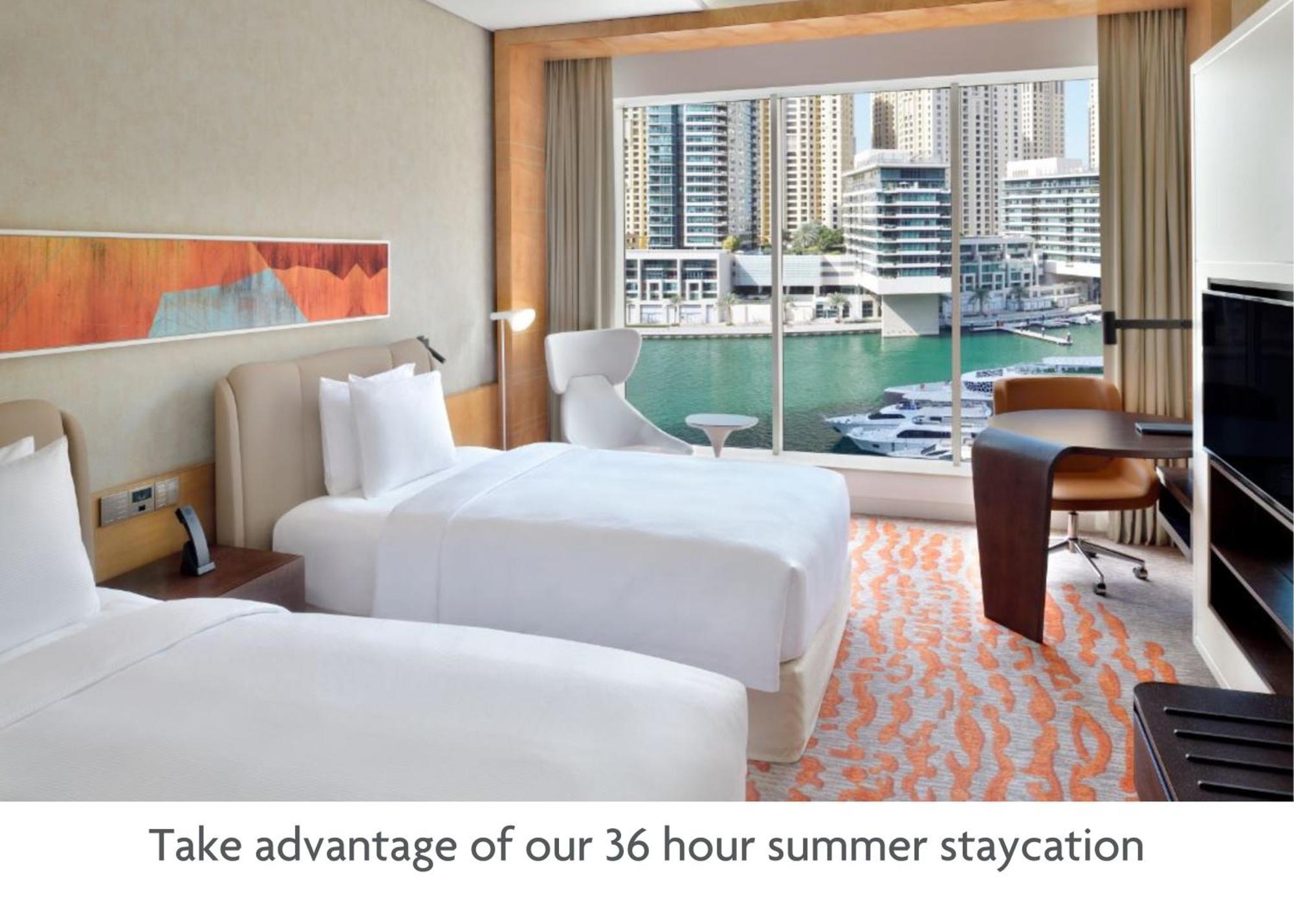 Crowne Plaza Dubai Marina By Ihg Hotel Bagian luar foto A room at the hotel