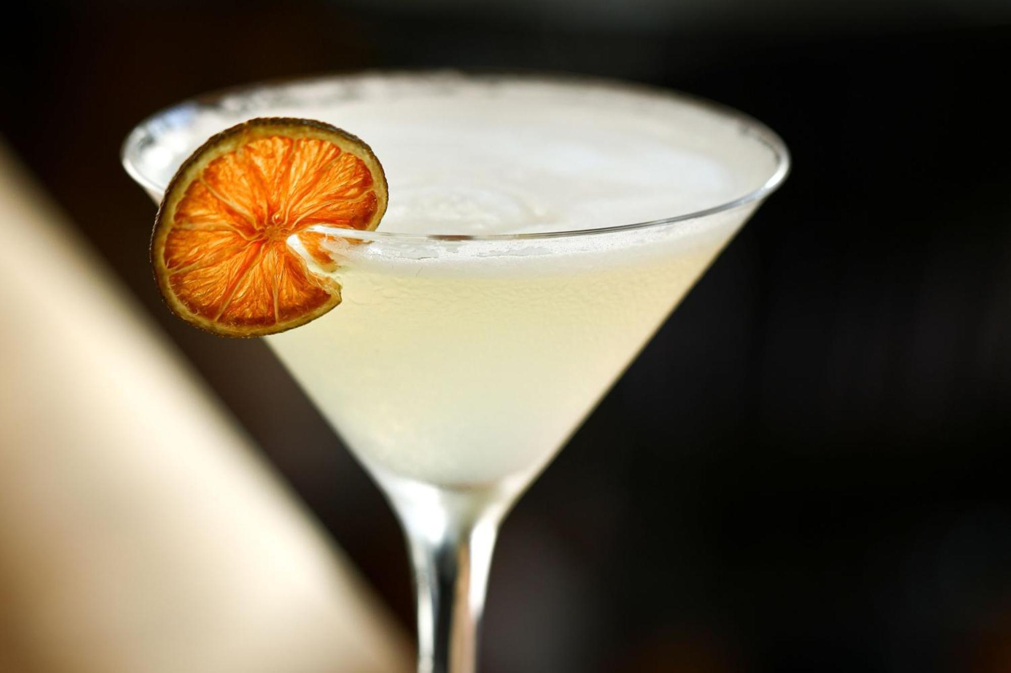 Crowne Plaza Dubai Marina By Ihg Hotel Bagian luar foto A French 75